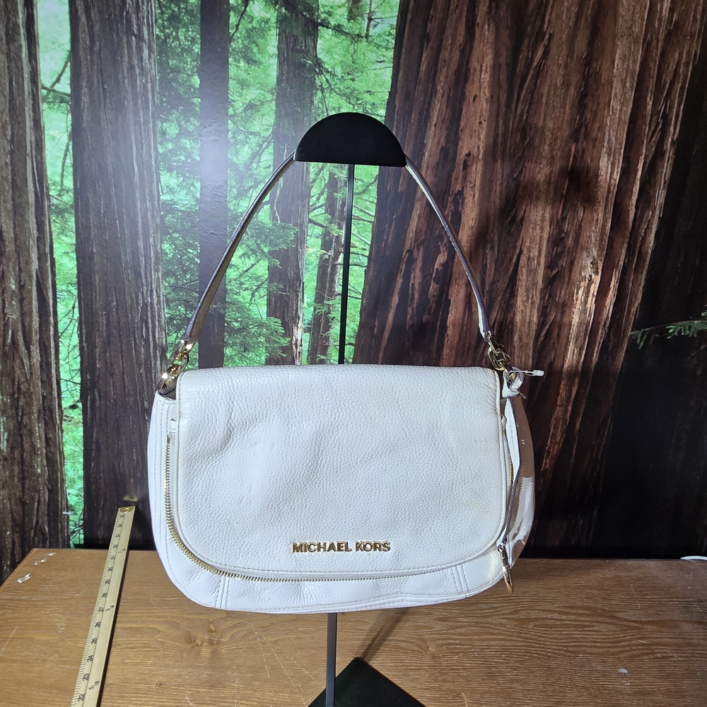 Michael Kors White Leather Shoulder Bag with Gold Hardware